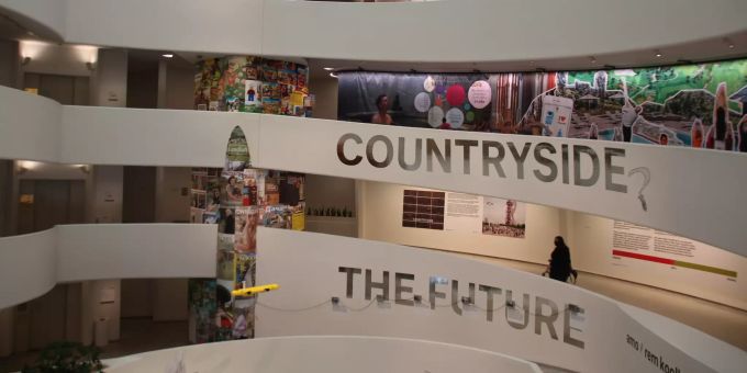 In der Rotunde des Guggenheim Museums ist die vom niederländischen Star-Architekt Rem Kolhaas konzipierte Schau «Countryside, the Future» zu sehen. New Yorker Guggenheim Museum öffnet wieder