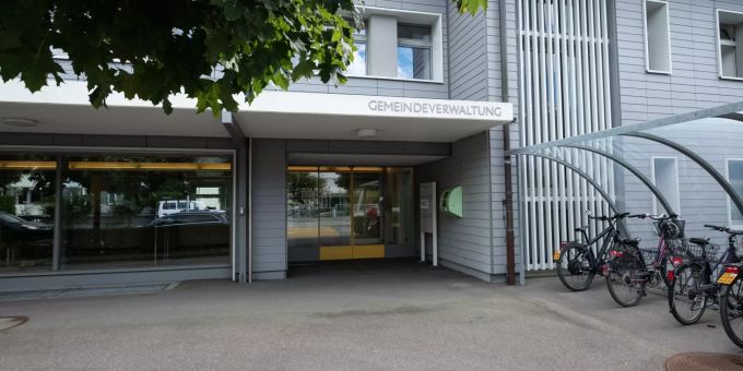 Gemeindeverwaltung - Schwerzenbach Gemeindeverwaltung - Schwerzenbach
