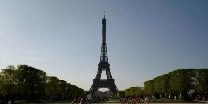 Der Eiffelturm in Paris. paris
