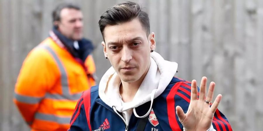 Der ehemalige deutsche Fussball-Nationalspieler Mesut Özil hat im Konflikt um Berg-Karabach Partei für Aserbaidschan ergriffen. Foto: Martin Rickett/PA Wire/dpa