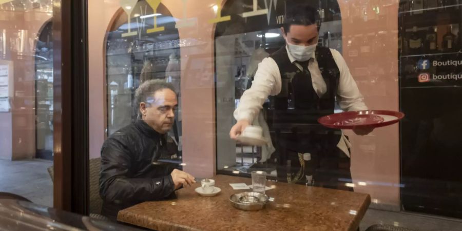 Coronavirus Masken Gastronomie