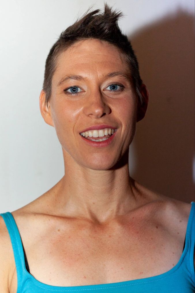 Portrait von Jeanine Ebnöther Trott nach ihrer ersten Solo Performance.