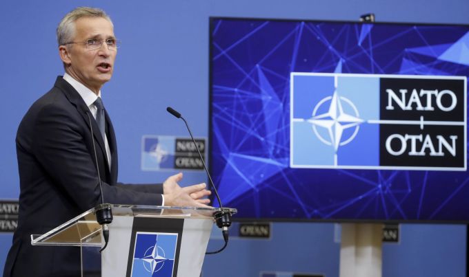 Jens Stoltenberg spricht am 24. Februar 2022 bei einem Nato-Treffen zum Ukraine-Konflikt. NATO Secretary General press briefing after North Atlantic Council meeting on Russia's attack on Ukraine