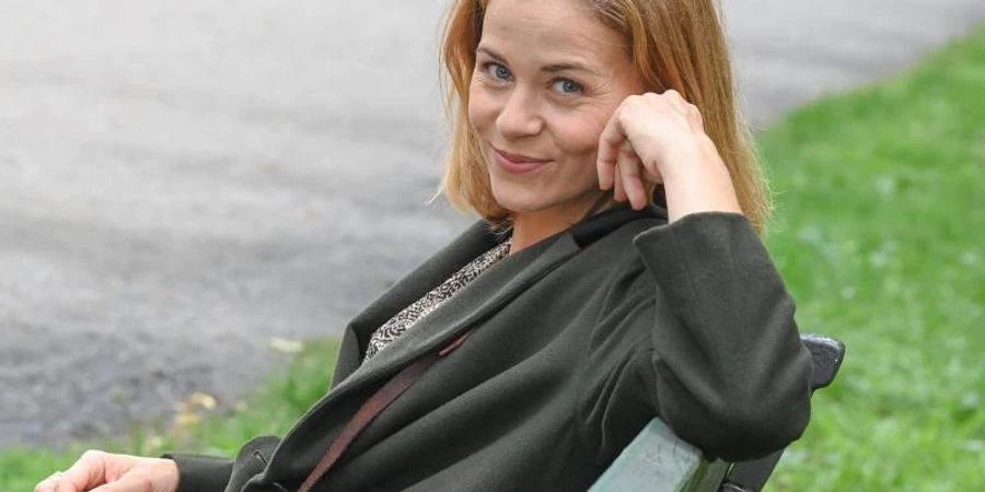 Die Schauspielerin Jessica Ginkel in Berlin. Foto: Jens Kalaene/dpa-Zentralbild/dpa