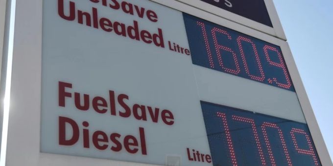 Schon jetzt sind die Energie- und Treibstoffkosten in Grossbritannien massiv gestiegen Schon jetzt sind die Energie- und Treibstoffkosten in Grossbritannien massiv gestiegen