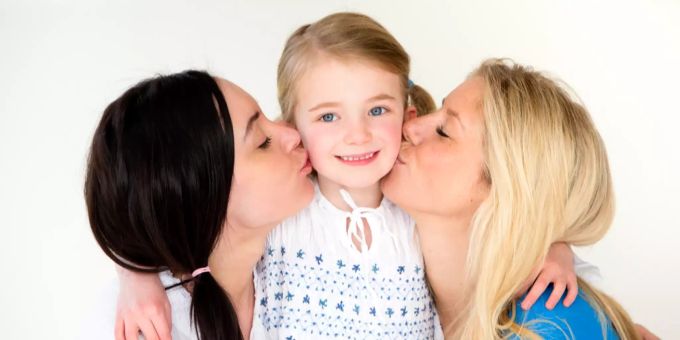 Samenspende macht es auch Eltern möglich, die keine Kinder bekommen können, Kinder zu bekommen. Samenspende