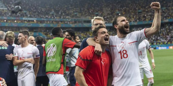 Die Schweizer jubeln über den Einzug in den Viertelfinal an der Euro 2020. Schweizer Nati Euro 2020