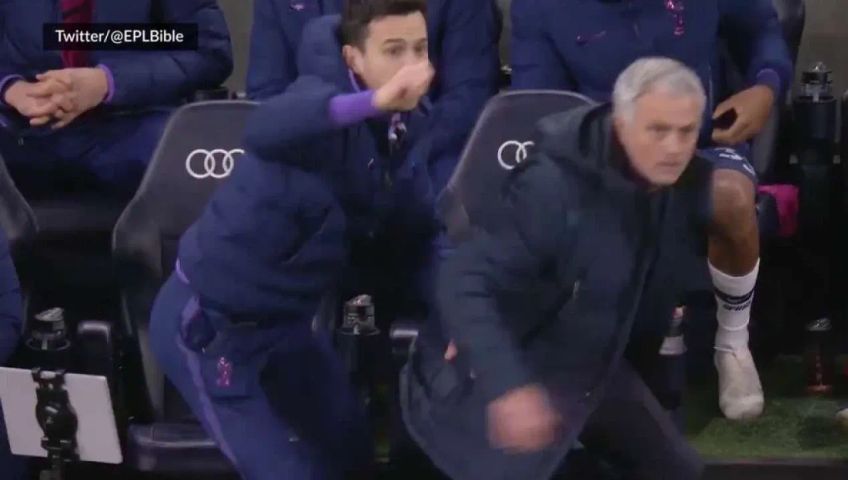 José Mourinho Erst Glücklich Dann Fuchsteufelswild 