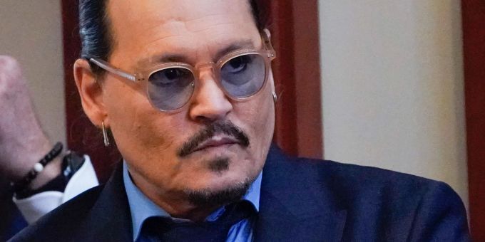 Johnny Depp stritt sich vor Gericht ausgiebig mit seiner Ex Amber Heard. Johnny Depp stritt sich vor Gericht ausgiebig mit seiner Ex Amber Heard.