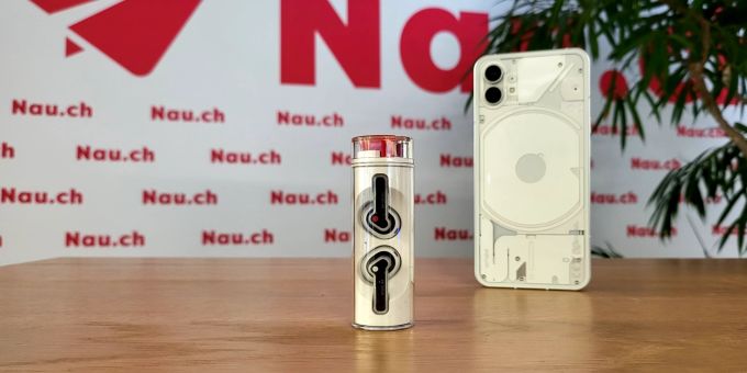 Ganz Firmen-typisch sind auch die Nothing Ear (stick) ein wirklich stylisches Produkt. Nothing Ear (stick)