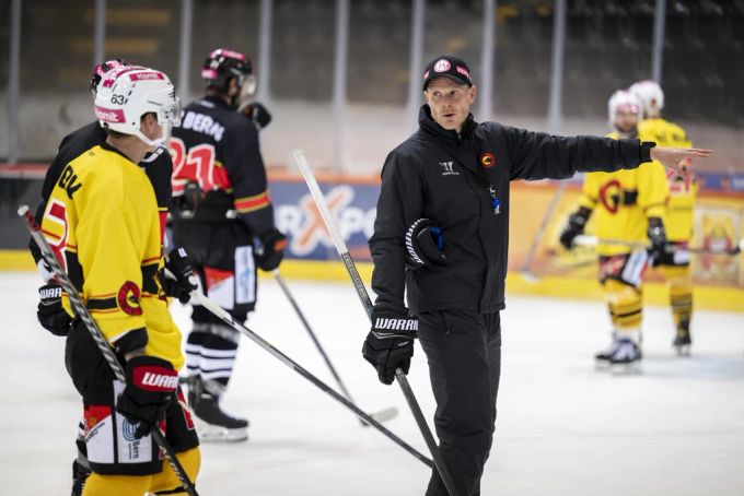 Toni Söderholm hat am Mittwoch seine erste Trainingseinheit beim SCB geleitet. toni söderholm