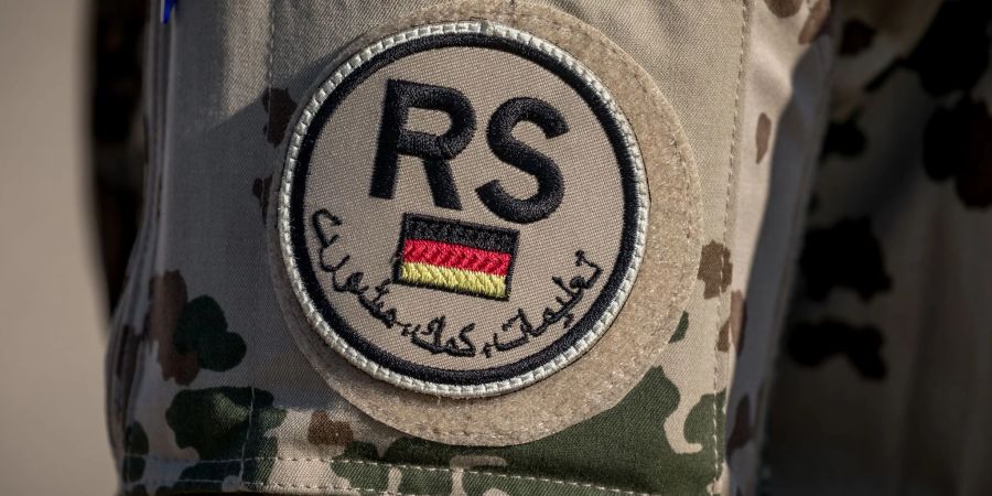Ein Bundeswehrsoldat soll in Afghanistan eine Kollegin vergewaltigt haben.