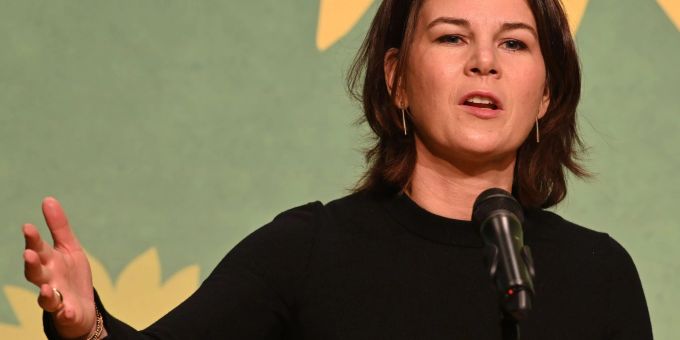 Annalena Baerbock spricht auf dem Landesparteitag der Brandenburger Grünen. Annalena Baerbock spricht auf dem Landesparteitag der Brandenburger Grünen.