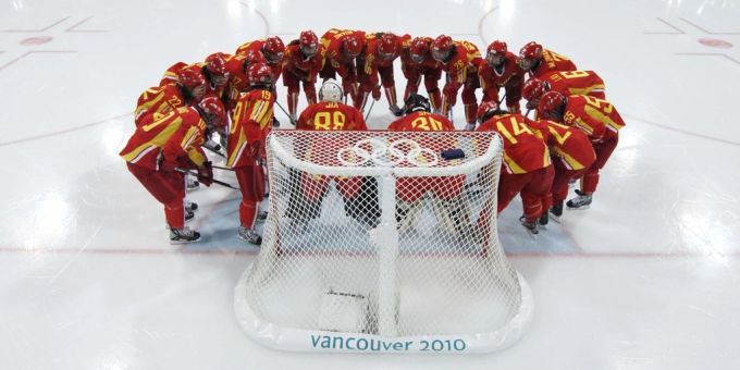 Das chinesische Frauen-Eishockey-Team trat 2010 in Vancouver an (Themenbild). chinas eishockey team 16 nordamerikanern