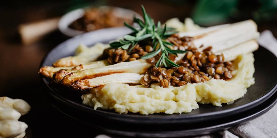 Spargel Linsen Kartoffel Teller schwarz