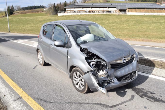 Unfall zwischen Russwil und Hellbühl. Russwil