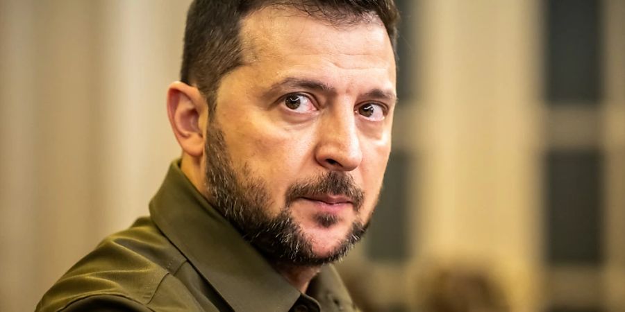 ARCHIV - Wolodymyr Selenskyj, Präsident der Ukraine, kommt zu einem bilateralen Treffen nach der Sitzung des UN-Sicherheitsrats zum Thema Ukraine. Foto: Michael Kappeler/dpa