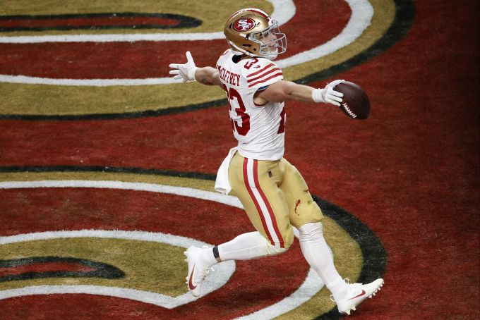 Hier war die Welt der 49ers noch in Ordnung: Star-Runningback Christian McCaffrey bringt sein Team in Führung. Super Bowl