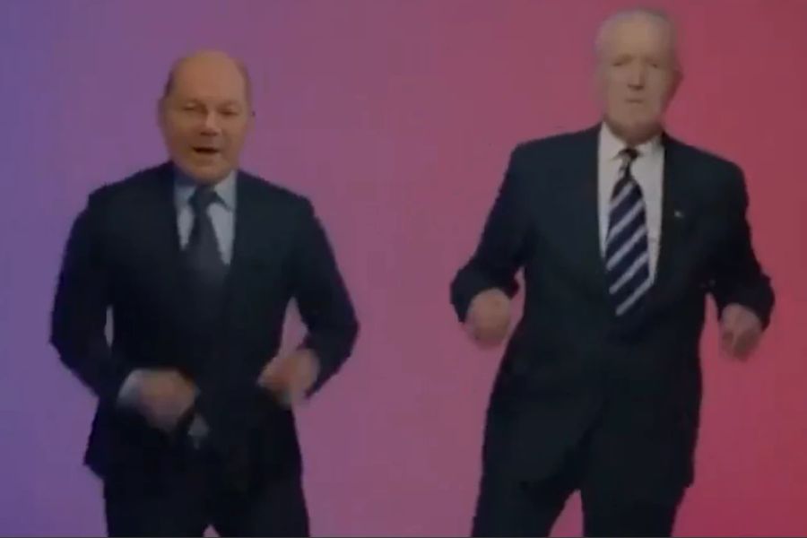 So kommen etwa der deutsche Bundeskanzler Olaf Scholz (l.) und US-Präsident Joe Biden vor.