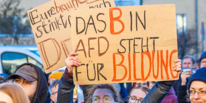 Auch in Demmin gingen am Sonntag Menschen gegen Rechtsextremismus auf die Strasse. Demonstration Demmin Anti-AfD