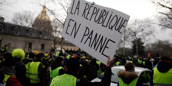 Seit Wochen demonstrieren die «Gelbwesten» gegen die Regierung in Frankreich. (Symbolbild) Erneut «Gelbwesten»-Proteste in Frankreich