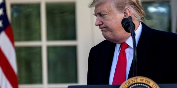 Trump bei Verkündung des Endes der Haushaltssperre Trump bei Verkündung des Endes der Haushaltssperre