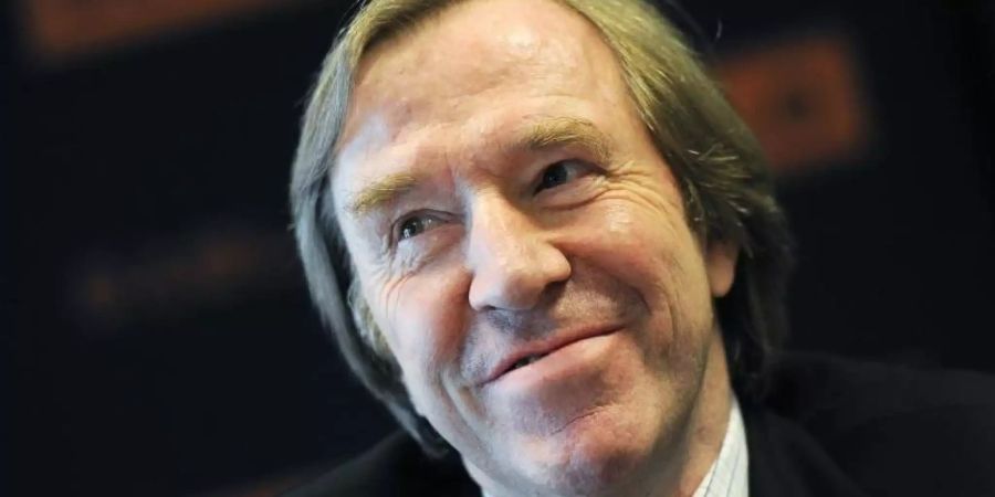 Für den früheren Nationalspieler Günter Netzer ist das Meisterschaftsrennen noch lange nicht entschieden. Foto: Caroline Seidel