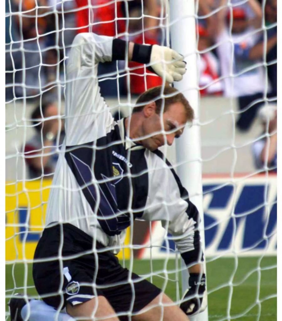 Platz 7: Jim Leighton, Goalie Schottland, 39 Jahre 10 Monate und 30 Tage (WM 1998).