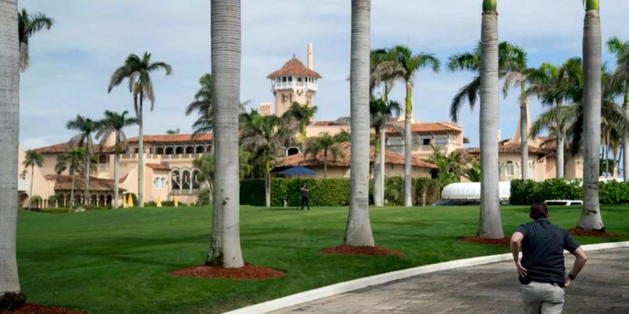 Mar-a-Lago ist ein 1927 erbautes Anwesen von Donald Trump, es steht auf einer 35'000 Quadratmeter grossen Fläche an der Küste Floridas. (Archivbild)