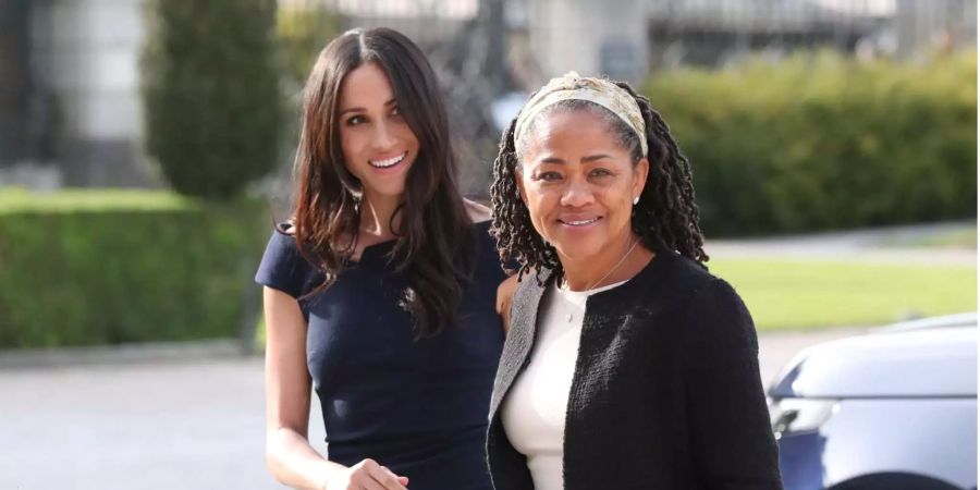 Meghan Markle und ihr Mami Doria Ragland verstehen sich bestens.