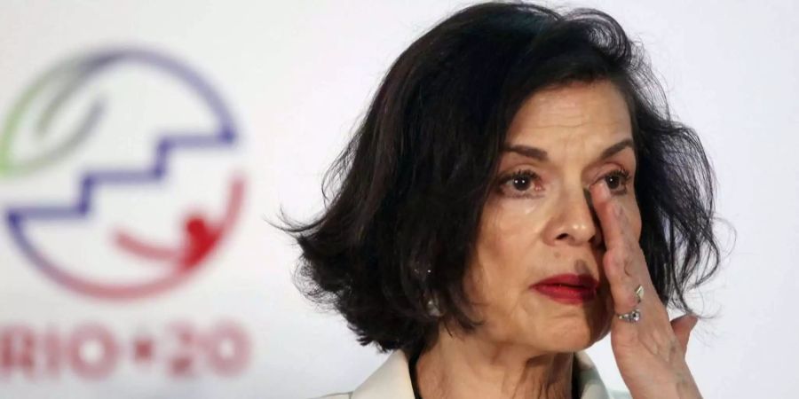 Die nicaraguanische Aktivistin Bianca Jagger nimmt an einer Pressekonferenz teil.