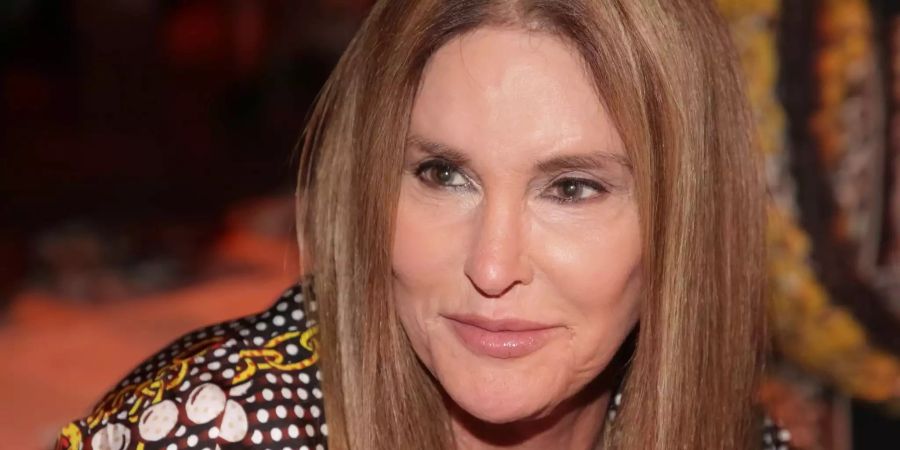 Caitlyn Jenner besucht die Jeremy Scott Runway Show in den Spring Studios während der New York Fashion Week.