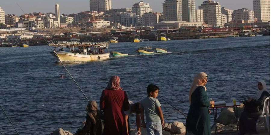 Den Menschen im Gazastreifen bleiben noch sechs Kilometer zum Fischen.