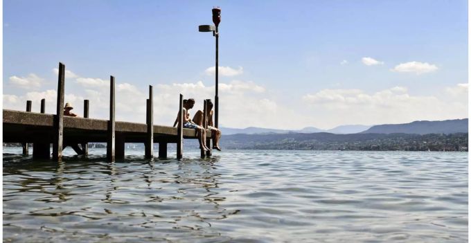 Ein Bootstseg am Zürichsee. Ein Bootstseg am Zürichsee.