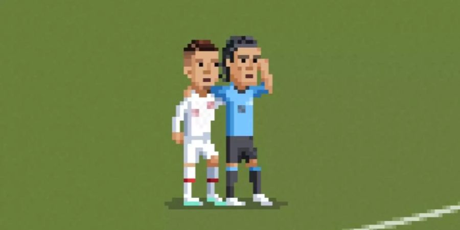 Cristiano Ronaldo stützt Edinson Cavani.