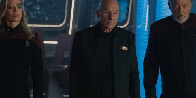 Jeri Ryan, Patrick Stewart und Jonathan Frakes (v.l.n.r.) in Staffel drei von «Star Trek: Picard». Jeri Ryan, Patrick Stewart und Jonathan Frakes (v.l.n.r.) in Staffel drei von «Star Trek: Picard».
