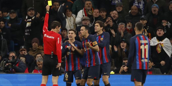 Korruption - Staatsanwaltschaft klagt Barça wegen Schiri-Bestechung an