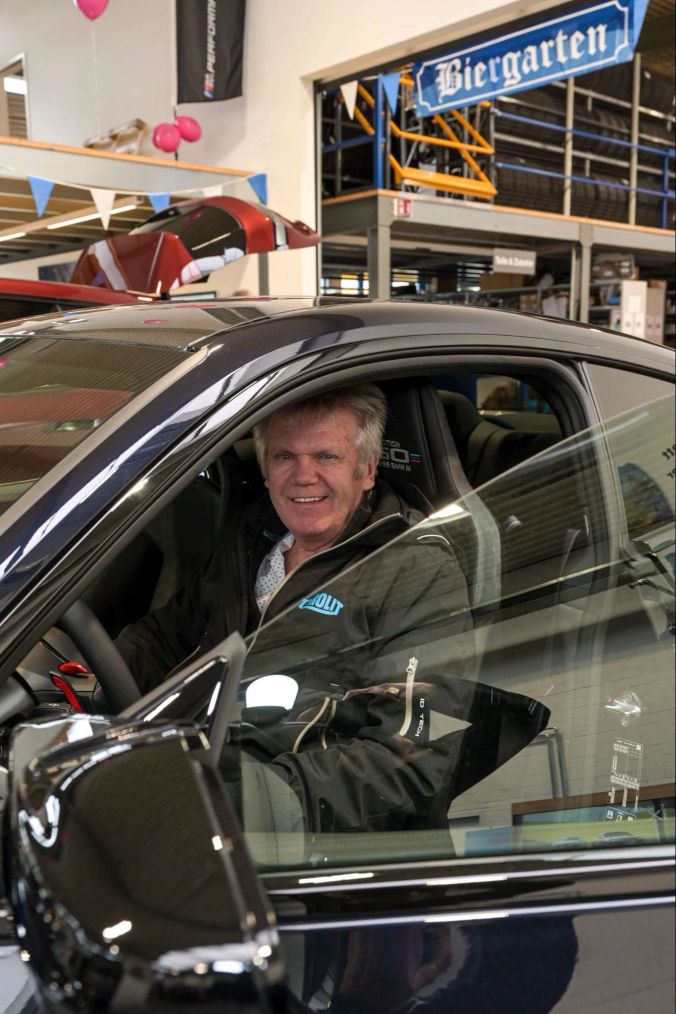 Walter inniger fährt schon einen 540iger aus dieser Garage.