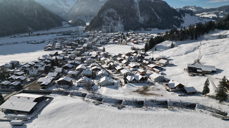 Bei den Bewohnern des Ortes im Kanton Schwyz gehen die Meinungen auseinander.