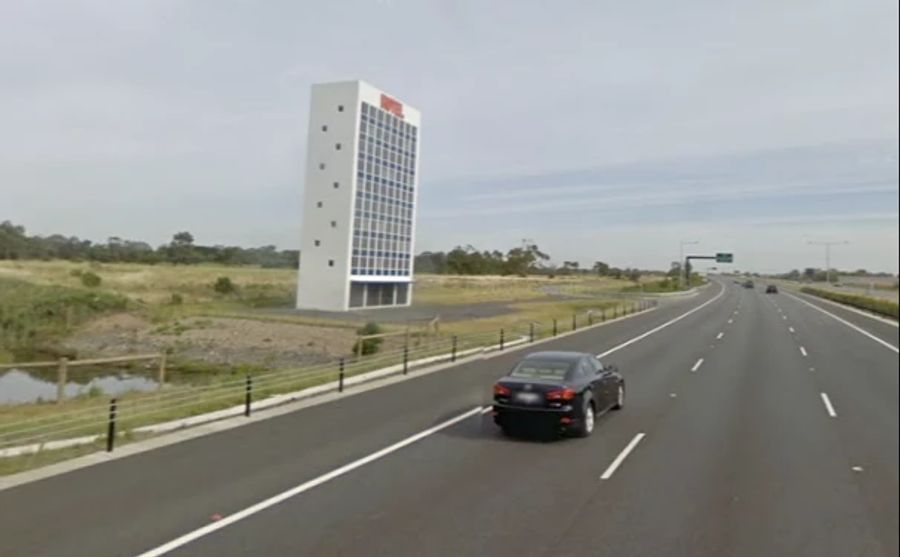 Das «EastLink»-Hotel steht direkt an einer Autobahn in Melbourne.