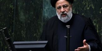 Teheran - Iran beklagt Auswanderungswelle - 10 000 Mediziner verlassen das Land Teheran - Iran beklagt Auswanderungswelle - 10 000 Mediziner verlassen das Land