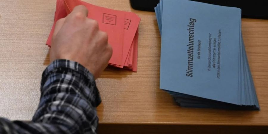 Vorbereitung von Wahlumschlägen