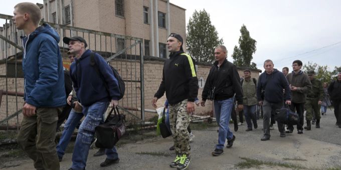 Russische Rekruten in Wolgograd, die als Reservisten in den Ukraine-Krieg ziehen müssen. Ukraine-Krieg