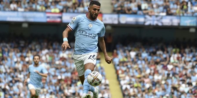 Riyad Mahrez will in seiner Karriere noch lange für Manchester City zaubern. Manchester City