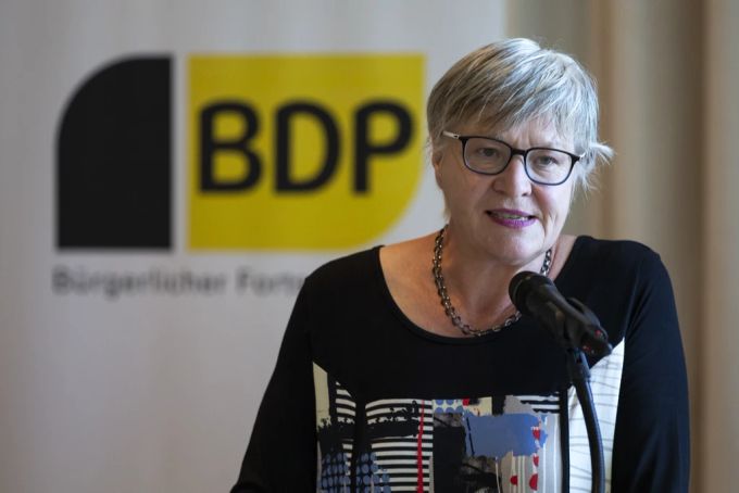 Rosmarie Quandranti-Stahel, alt Nationalrätin (BDP/ZH) und Präsidentin der Zürcher Frauenzentrale, ist Mitglied des Komitees. Rosmarie Quandranti-Stahel