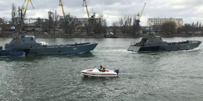 Laut Ukraine-Marine - Russisches Schiff bei Angriff schwer beschädigt