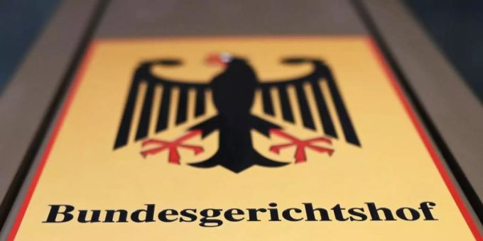 Der Bundesgerichtshof hatte vor zwei Monaten in einem Verfahren um die Postbank entschieden, dass Banken bei Änderungen von Allgemeinen Geschäftsbedingungen die Zustimmung ihrer Kunden einholen müssen. Foto: Uli Deck/dpa Der Bundesgerichtshof hatte vor zwei Monaten in einem Verfahren um die Postbank entschieden, dass Banken bei Änderungen von Allgemeinen Geschäftsbedingungen die Zustimmung ihrer Kunden einholen müssen. Foto: Uli Deck/dpa