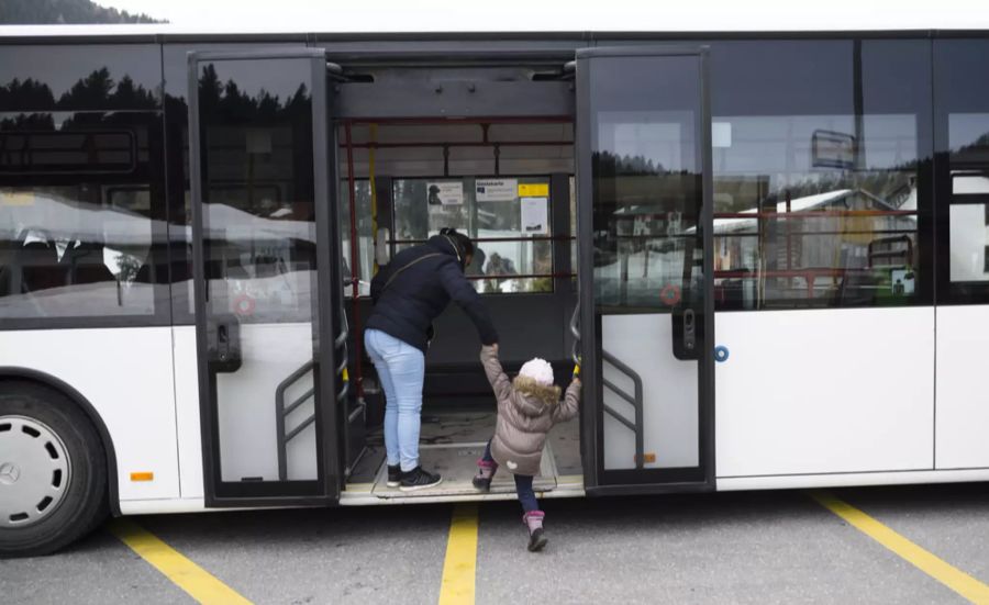 Coronavirus Bus Tram Kind