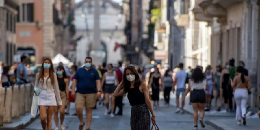 Die Maskenpflicht im Freien gilt in Italien nicht mehr