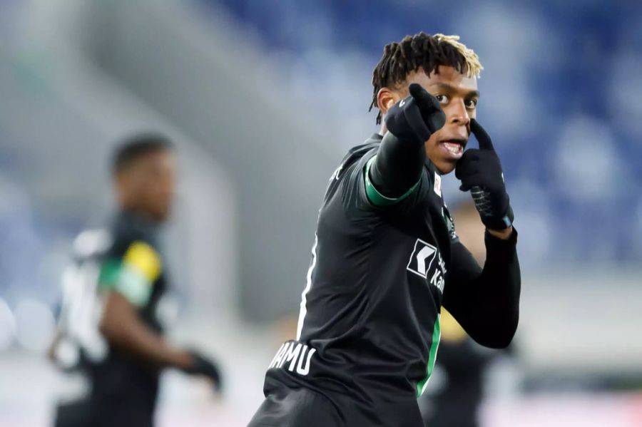 St.Gallens Junior Adamu bringt die Espen zurück in die Partie.